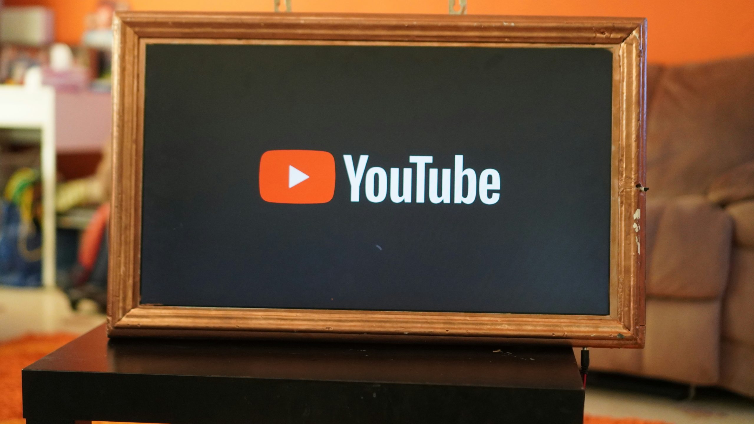 I will add accurate subtitles or captions to your video in any language
